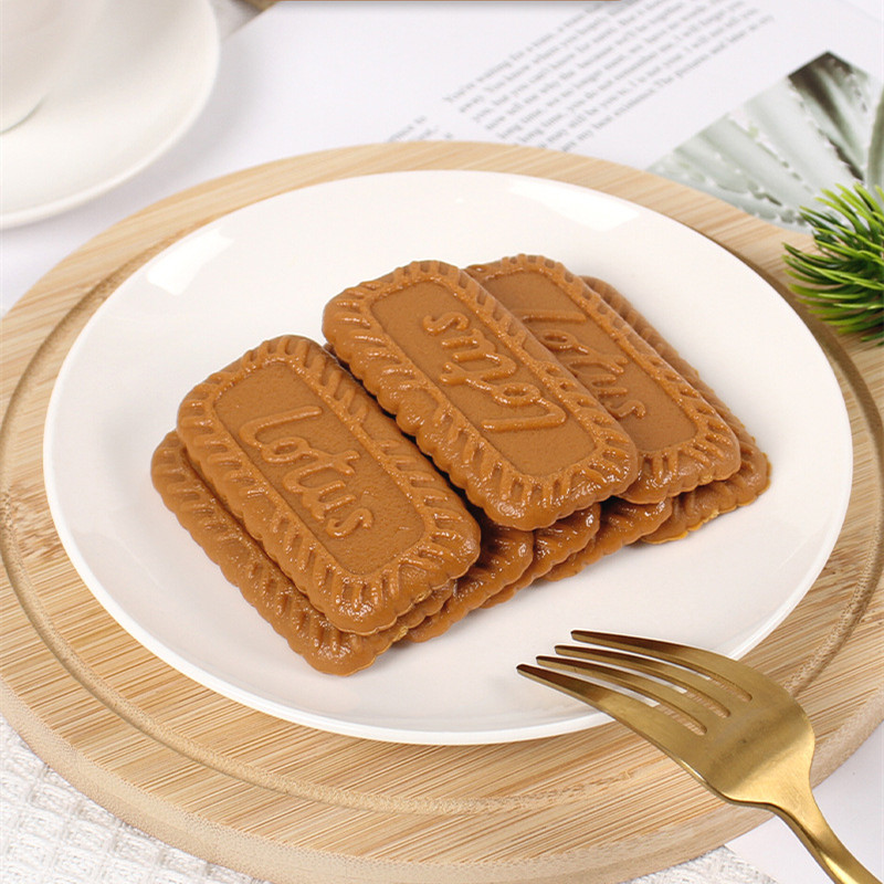 Simulation Cookies Fake Cake A - مراجعة Party Games Graduation وسعره