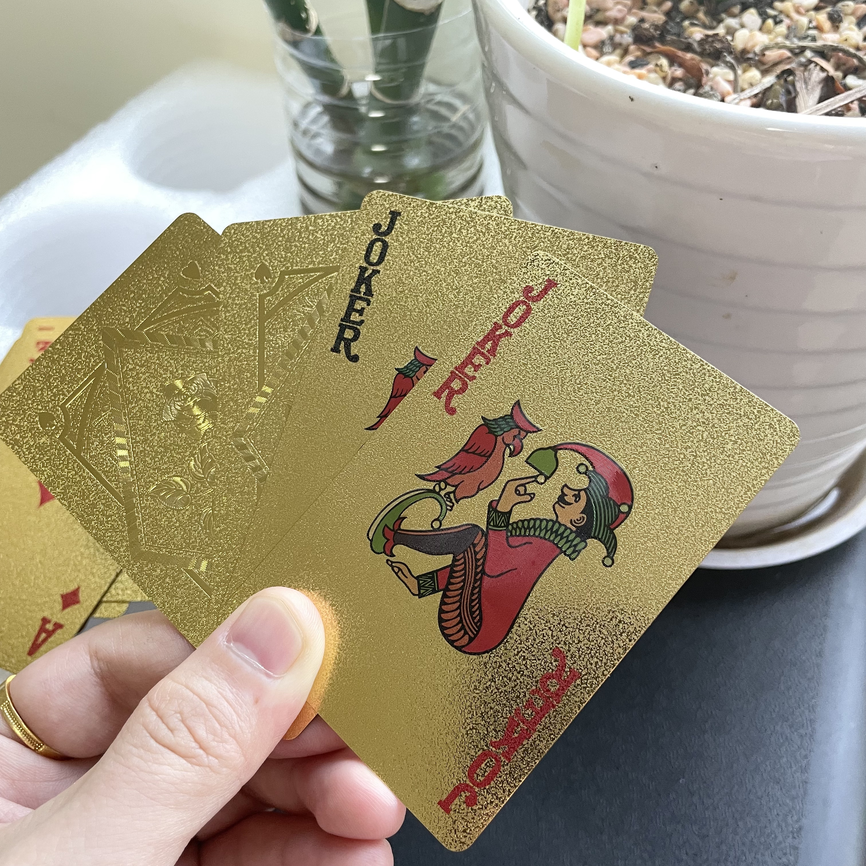 Gold Foil Skull Poker Cards Wa - مراجعة Party Games Using Cards وسعره