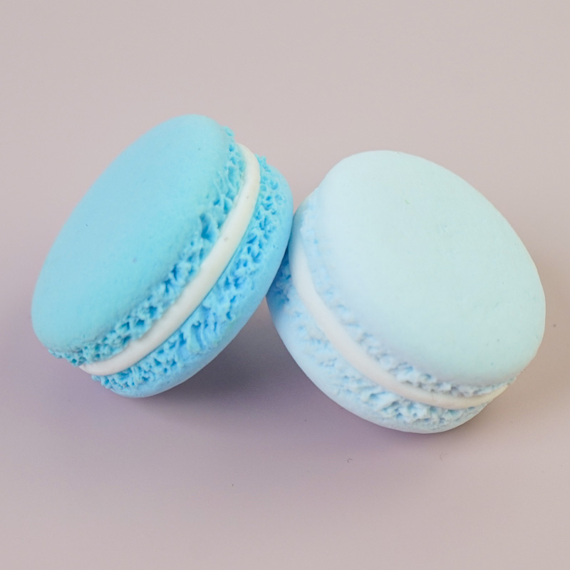 Simulation Macaron Model Fake  - مراجعة Party Games Graduation وسعره